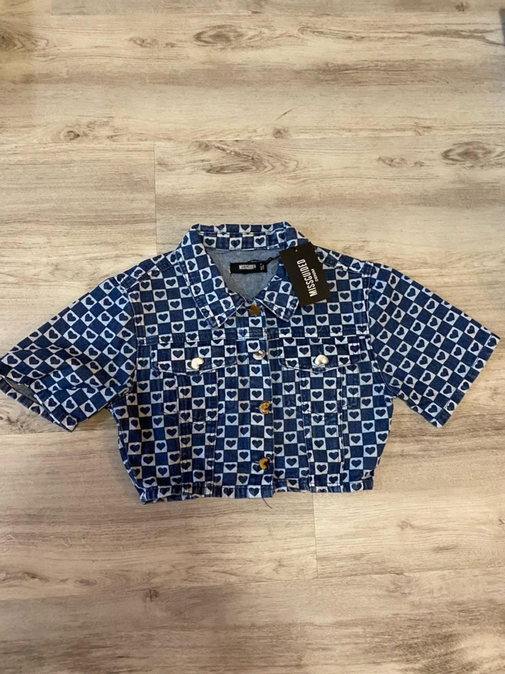 Missguided Blue Heart-Print Cropped Denim Jacket - Picture 2 of 16